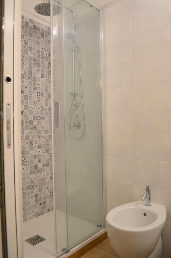 Domu 600 - Suite Mini Appartamento Cagliari Centro Storico Ngoại thất bức ảnh