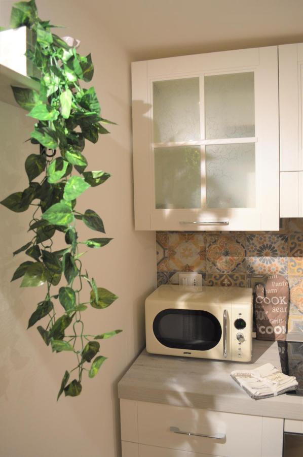 Domu 600 - Suite Mini Appartamento Cagliari Centro Storico Ngoại thất bức ảnh