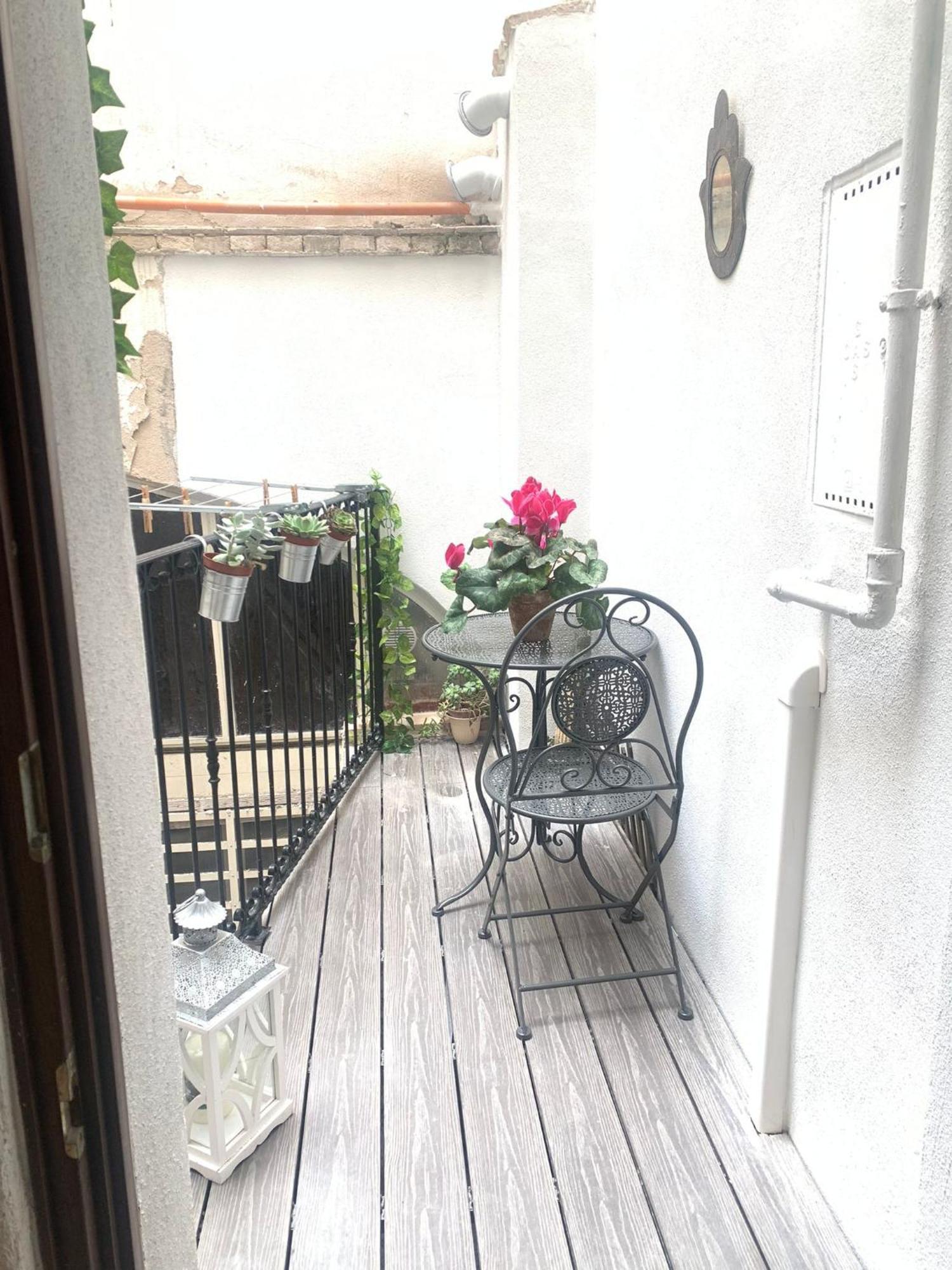 Domu 600 - Suite Mini Appartamento Cagliari Centro Storico Ngoại thất bức ảnh
